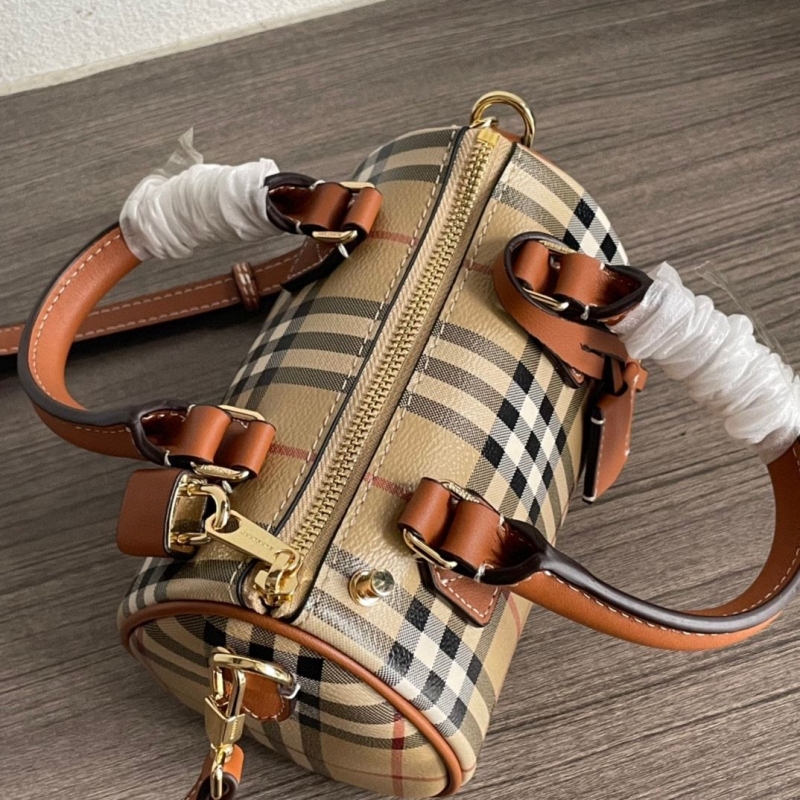 Bv*b*rry speedy bags